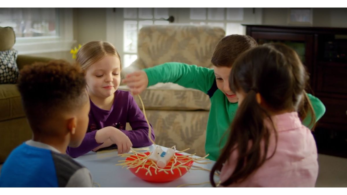 kids playing yeti in my spaghetti